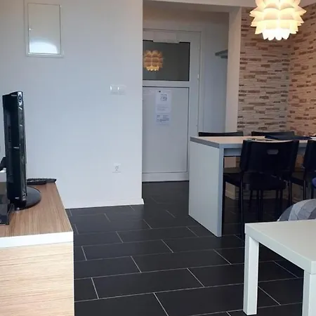 Guest house Dugotoploljeto